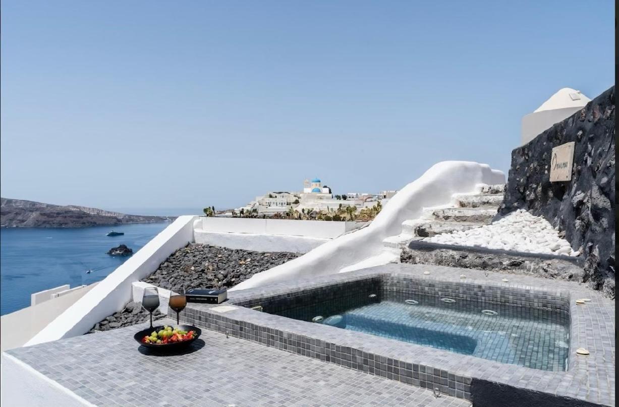 Enalion Suites Oia  Exterior photo