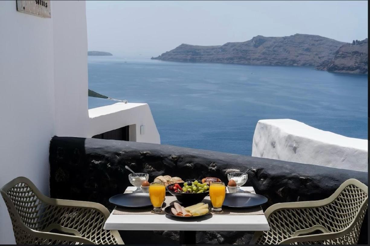 Enalion Suites Oia  Exterior photo
