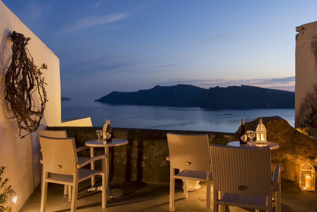 Enalion Suites Oia  Exterior photo