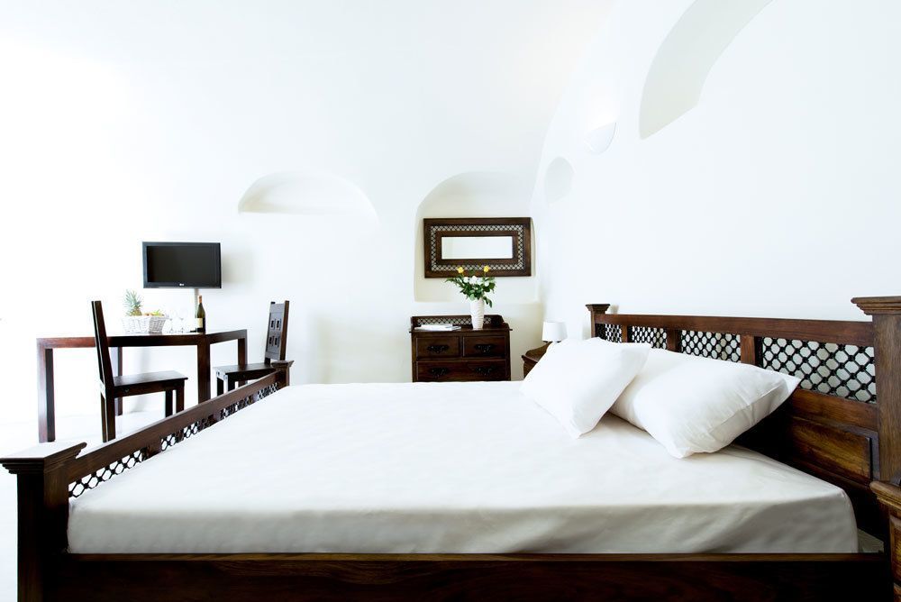 Enalion Suites Oia  Exterior photo