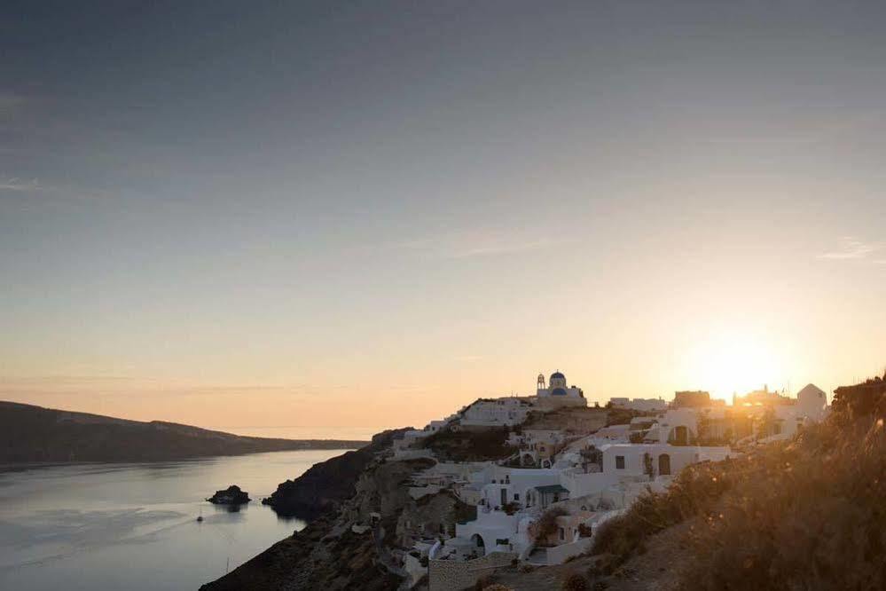 Enalion Suites Oia  Exterior photo