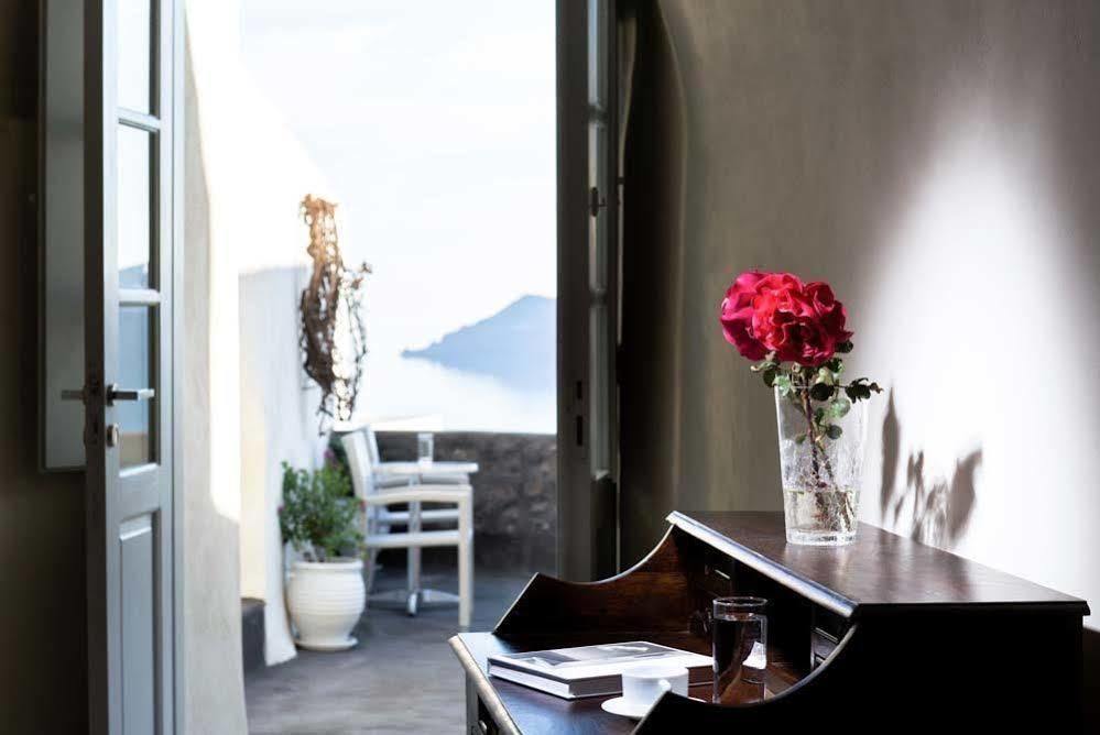 Enalion Suites Oia  Exterior photo